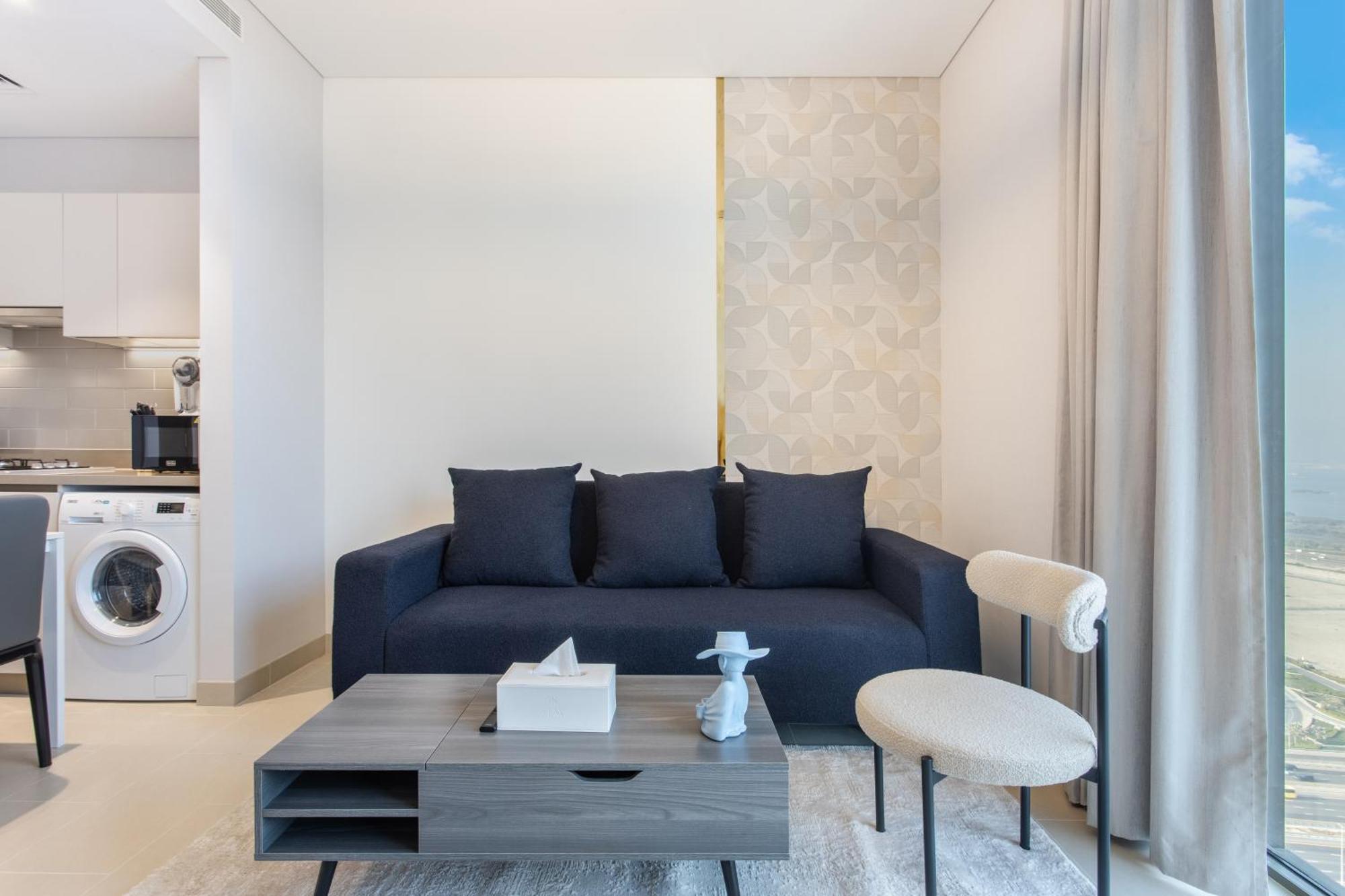 By Latinem Luxury 1br Cv A2803 Near Mall Apartment Dubai