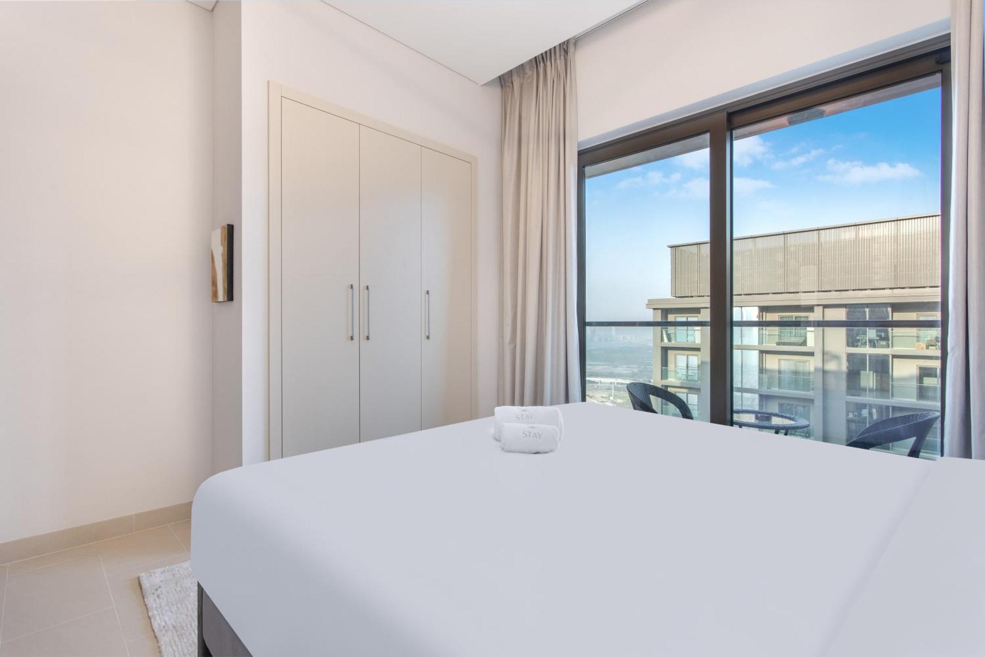 By Latinem Luxury 1br Cv A2803 Near Mall *